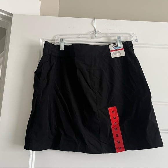 32 Degrees Cool Black Athletic Skort Zipper Pocket & Elastic Waistband M NWT - Picture 2 of 9